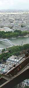 �G�b�t�F�����̏ォ�璭�߂��t�����X�̎�s�p���ƃZ�[�k��