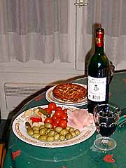 �p���̃A�p���g�}���ŗ[�H�i�t�����X�j